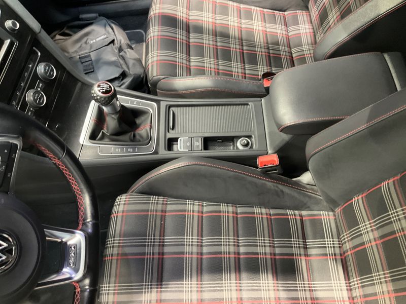 Volkswagen Golf VII 2.0 TFSI GTI "Performance" BlueMotion Tech 2016 – снимка 25