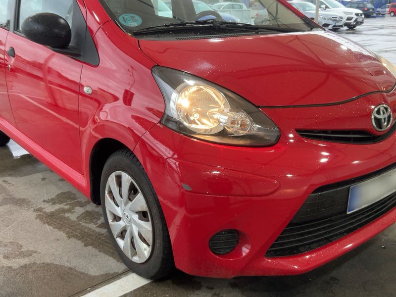 Toyota Aygo 1.0 Live — zdjęcie 8
