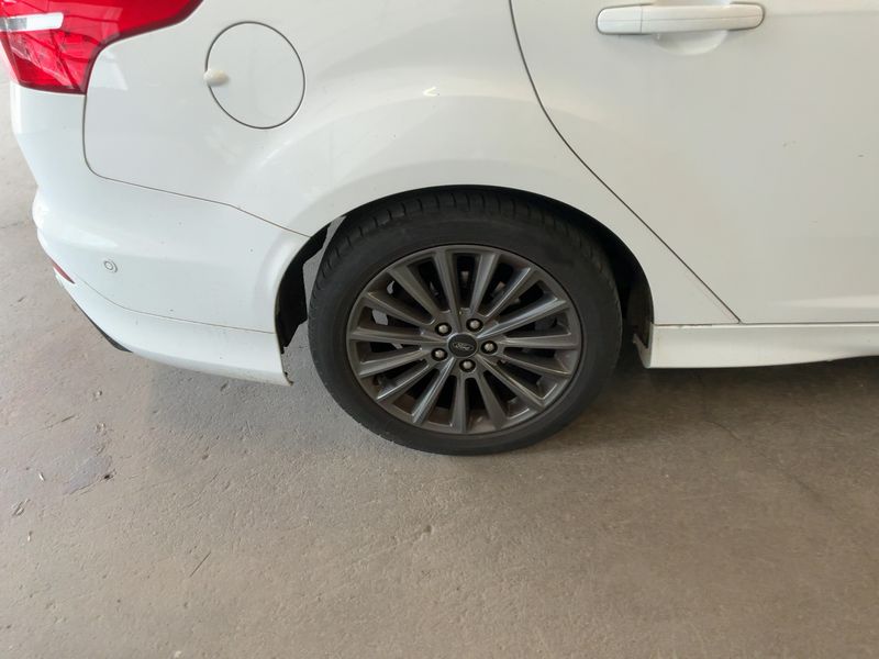 Ford Focus 1.0 EcoBoost ST-Line 2017 – снимка 9