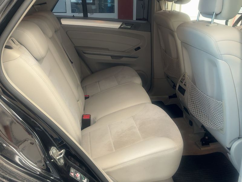 Mercedes-Benz M-Klasse ML 320 CDI — zdjęcie 14