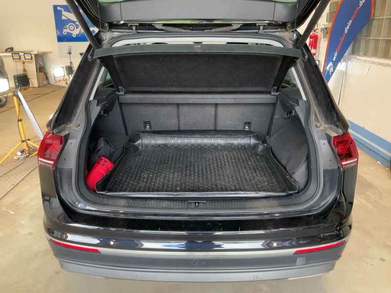 Volkswagen Tiguan 2.0 TDI Highline 4Motion BlueMotion Tech — zdjęcie 10