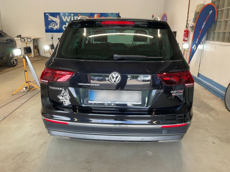 Volkswagen Tiguan 2.0 TDI Highline 4Motion BlueMotion Tech — zdjęcie 5