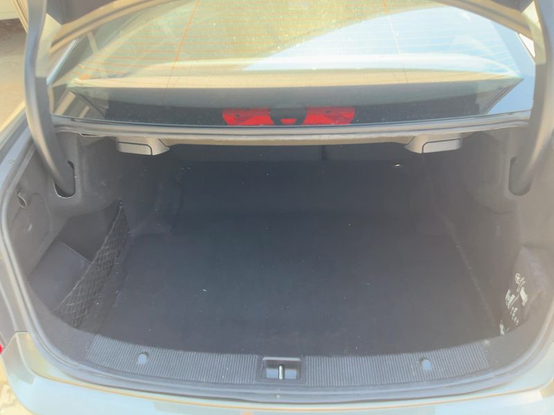Mercedes-Benz E-Klasse E 250 CDI BlueEfficiency Avantgarde — zdjęcie 10