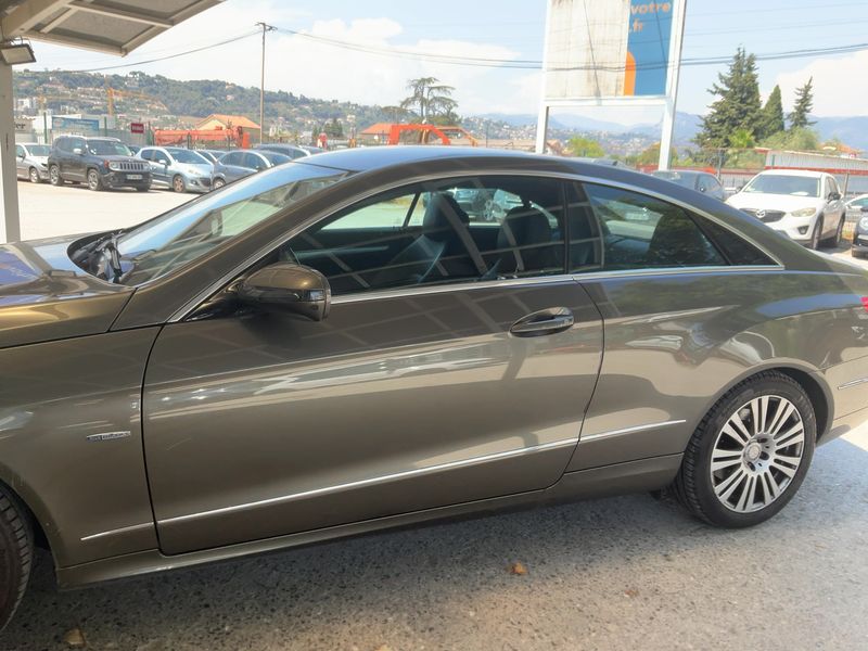 Mercedes-Benz E-Klasse E 250 CDI BlueEfficiency Avantgarde — zdjęcie 4