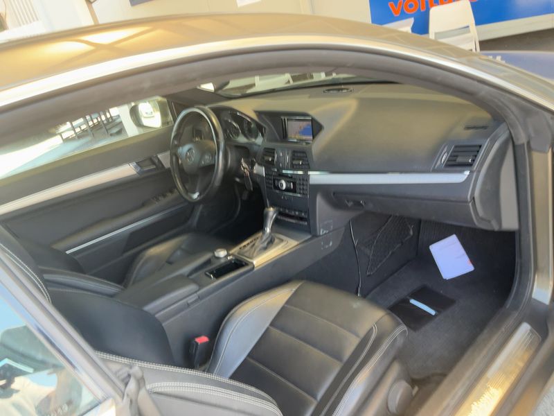 Mercedes-Benz E-Klasse E 250 CDI BlueEfficiency Avantgarde — zdjęcie 12