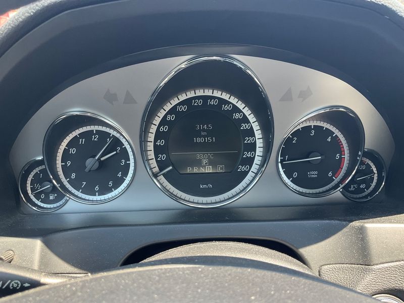 Mercedes-Benz E-Klasse E 250 CDI BlueEfficiency Avantgarde — zdjęcie 13