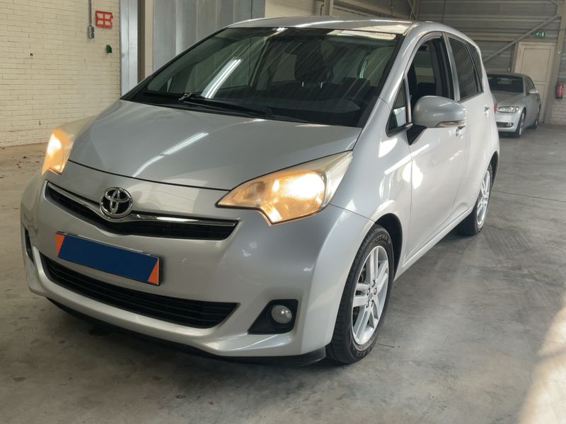 Verso-S 1.33 Dual VVT-i Club