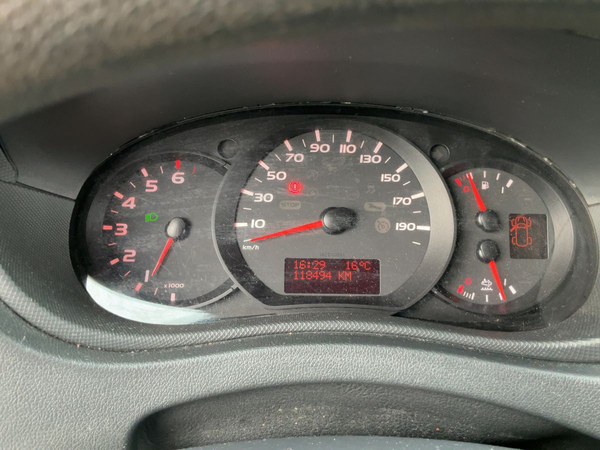 Renault Master 2018 — photo 19