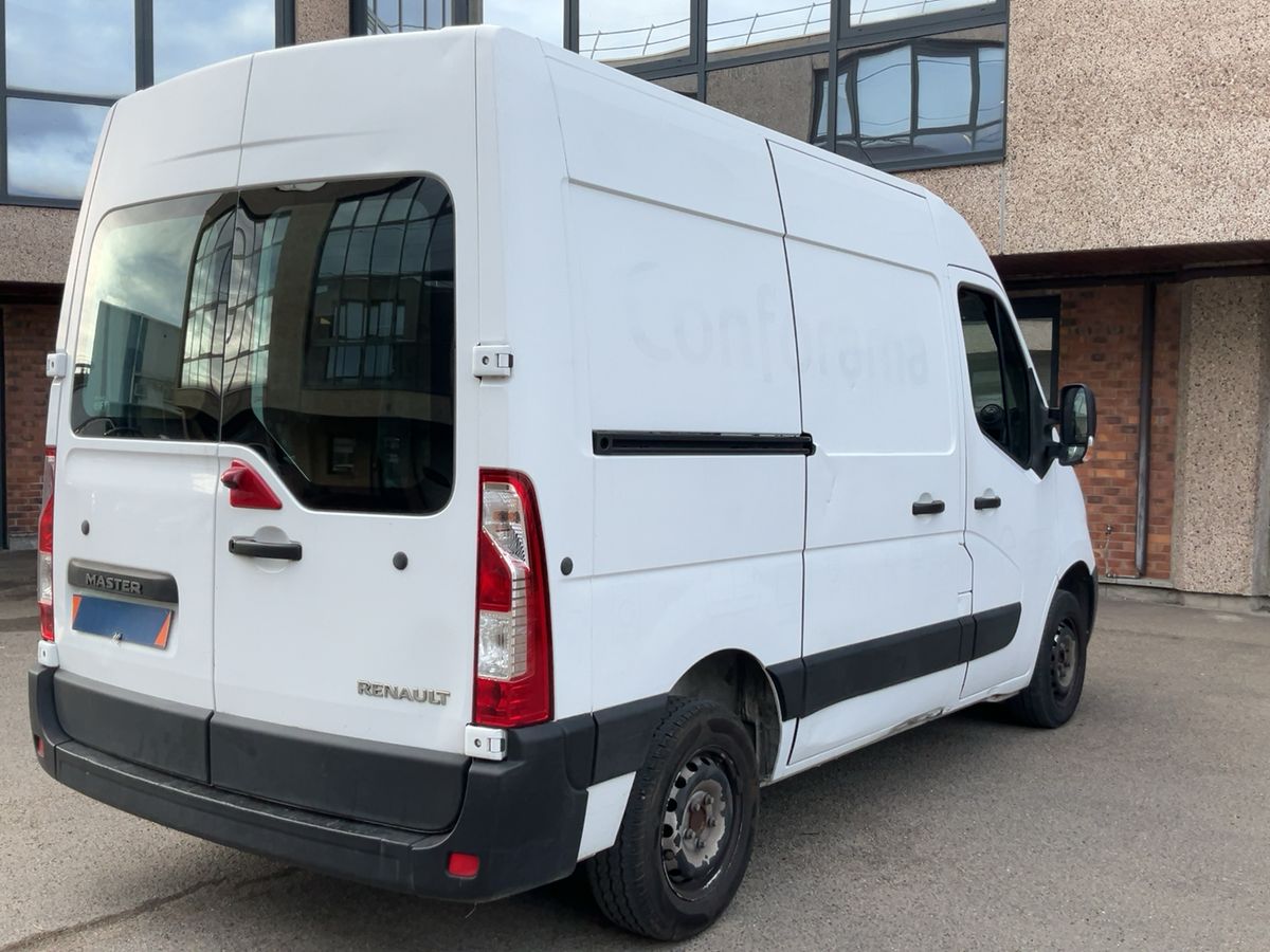 Renault Master 2018 — photo 9