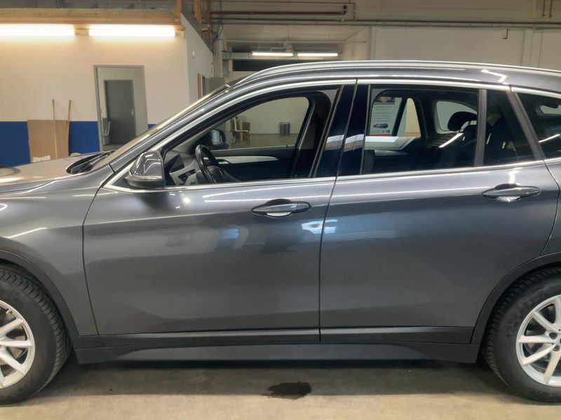 BMW X1 sDrive 18d Advantage 2019 – снимка 4