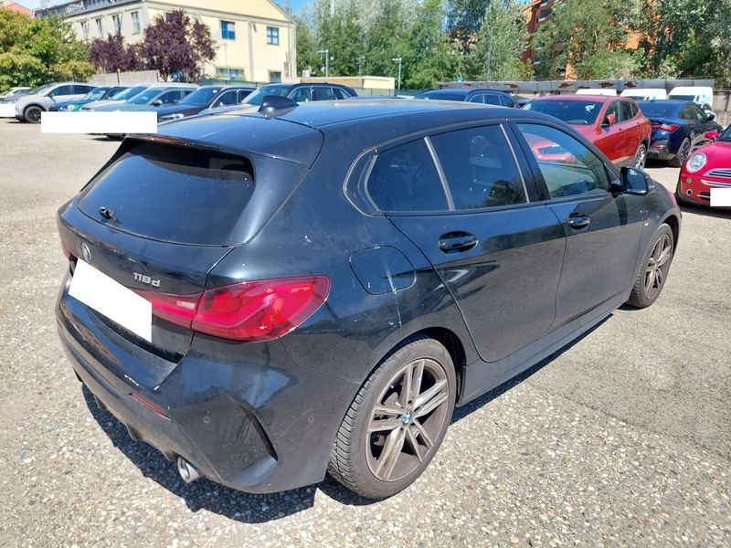 BMW 1er 118d M Sport 2022 – снимка 5