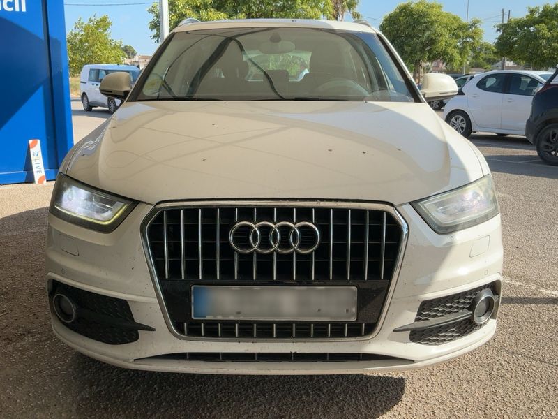 Audi Q3 2.0 TDI quattro Ambition — zdjęcie 9