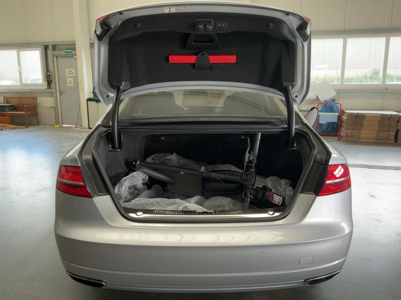 Audi A8 4.0 V8 TFSI quattro — zdjęcie 10