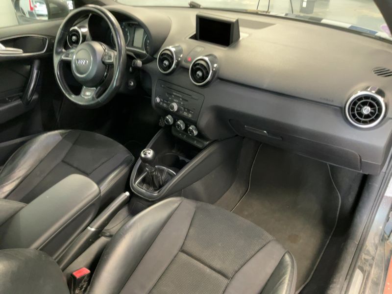 Audi A1 1.4 TFSI S line Sportpaket — zdjęcie 12