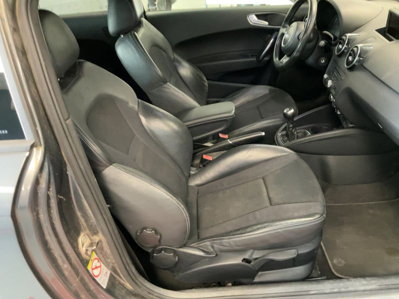 Audi A1 1.4 TFSI S line Sportpaket — zdjęcie 11