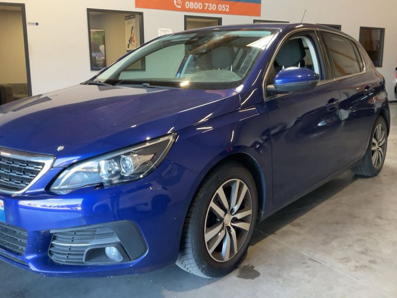 Peugeot 308 1.2 e-THP Allure 2020 – снимка 2