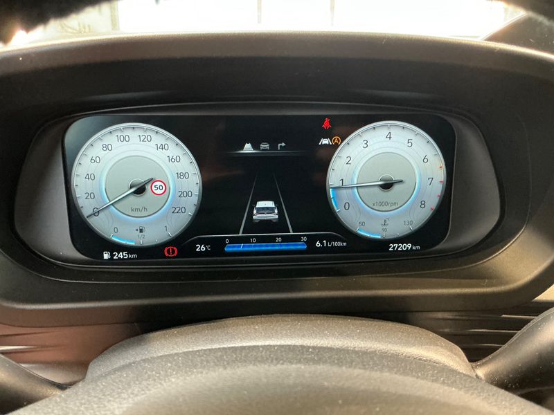 Hyundai Bayon 1.0 TGDI Intro Edition 2WD — zdjęcie 13