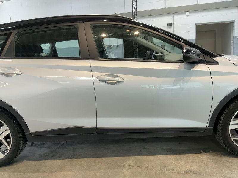 Hyundai Bayon 1.0 TGDI Intro Edition 2WD — zdjęcie 7