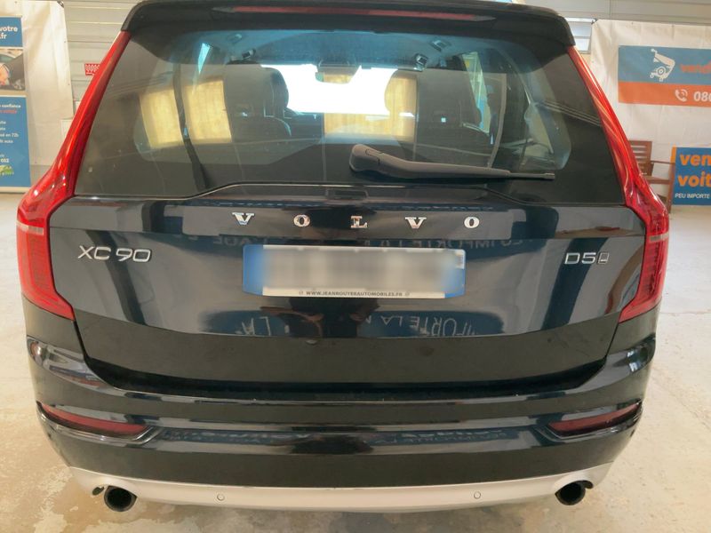 Volvo XC90 2.0 D5 Momentum AWD — zdjęcie 5