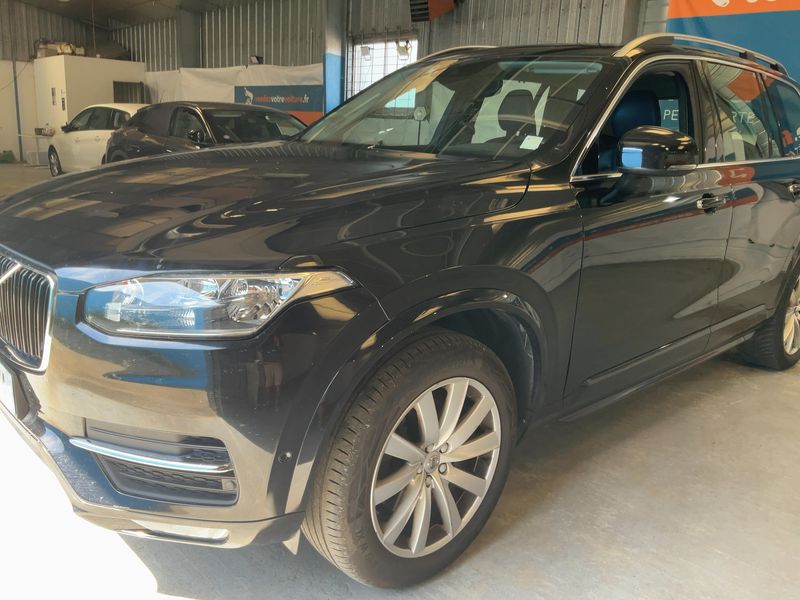 Volvo XC90 2.0 D5 Momentum AWD — zdjęcie 2