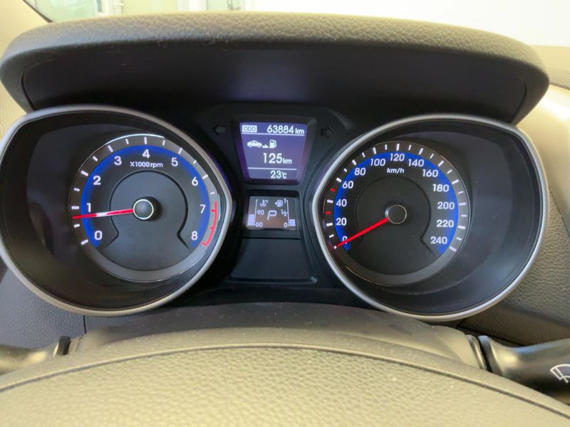 Hyundai i30 1.6 GDI Trend blue — zdjęcie 13