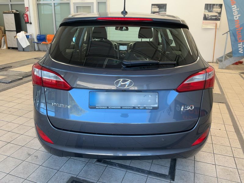 Hyundai i30 1.6 GDI Trend blue — zdjęcie 5