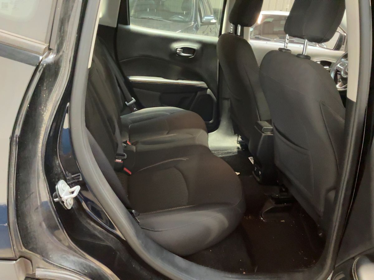 Jeep Compass 2019 — photo 20