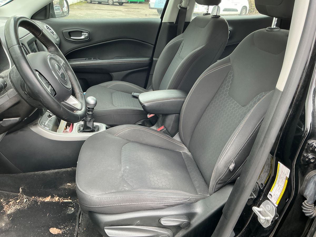 Jeep Compass 2019 — photo 27