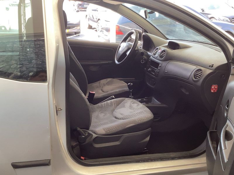 Citroen C2 1.4 HDi Entreprise — zdjęcie 11