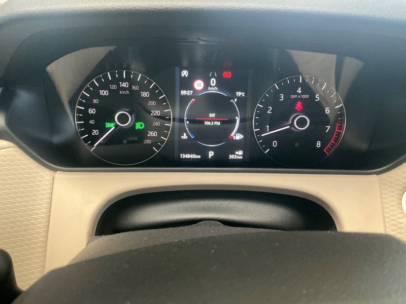 Land Rover Range Rover Velar 2.0 Si4 TwinTurbo S R-Dynamic — zdjęcie 13