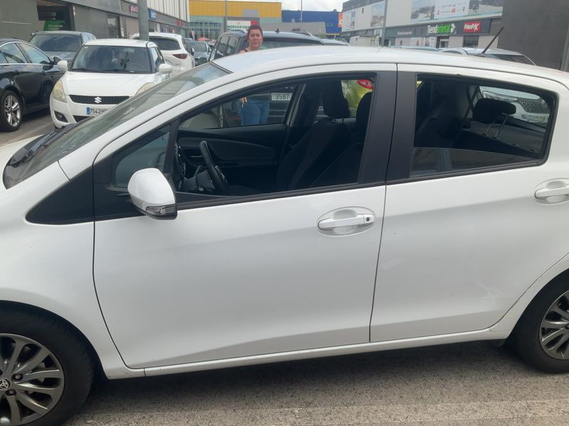 Toyota Yaris 1.33 Dual VVT-i Active — zdjęcie 4
