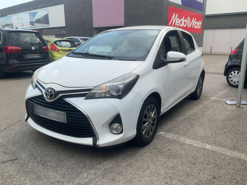 Toyota Yaris 1.33 Dual VVT-i Active — zdjęcie 1