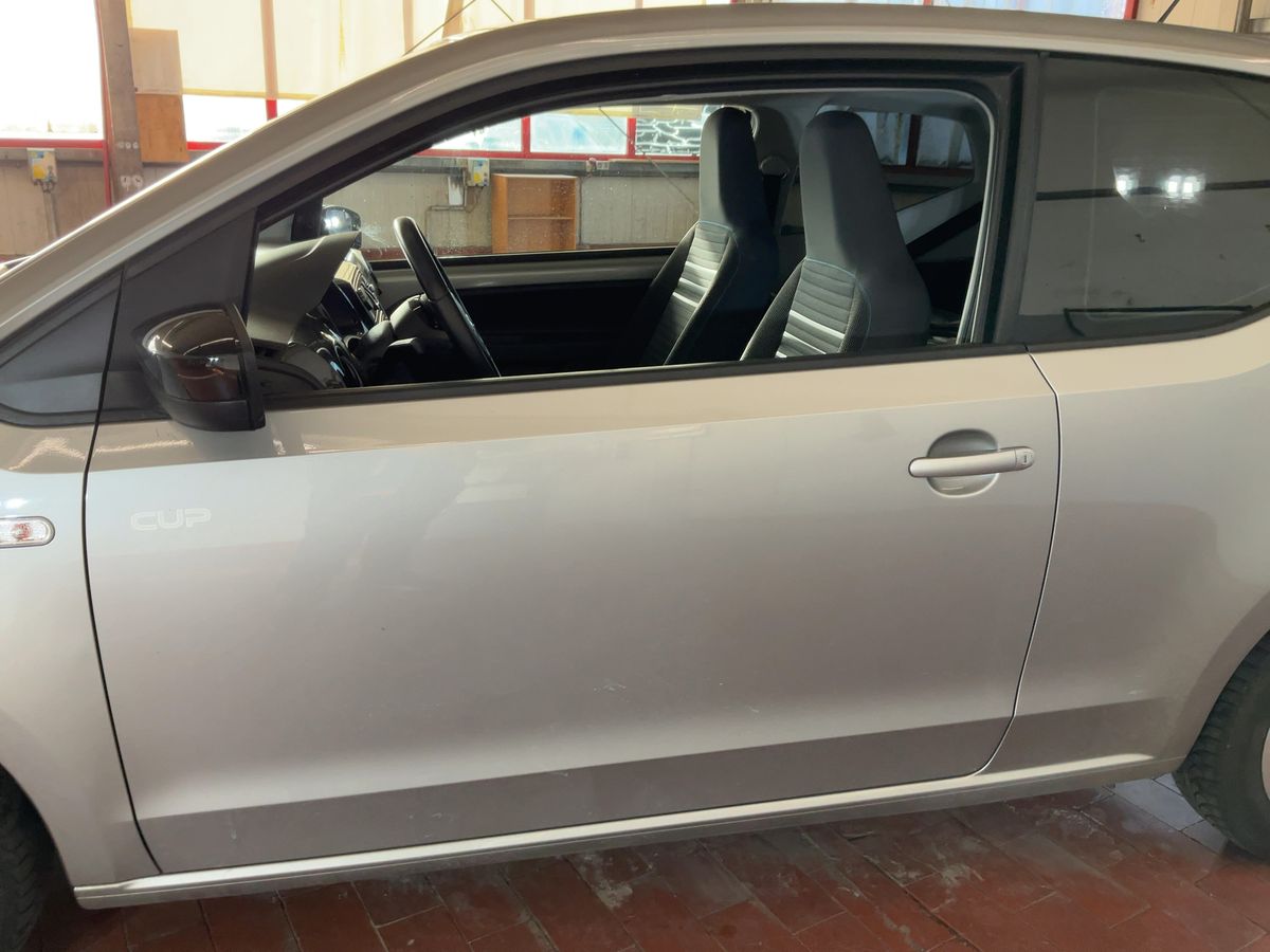 Volkswagen up! 2014 — photo 5