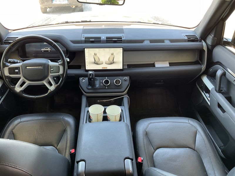 Land Rover Defender D250 Mild-Hybrid 110 XS Edition — zdjęcie 12