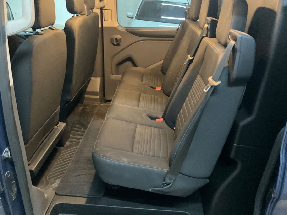 Ford Tourneo 2022 — photo 3