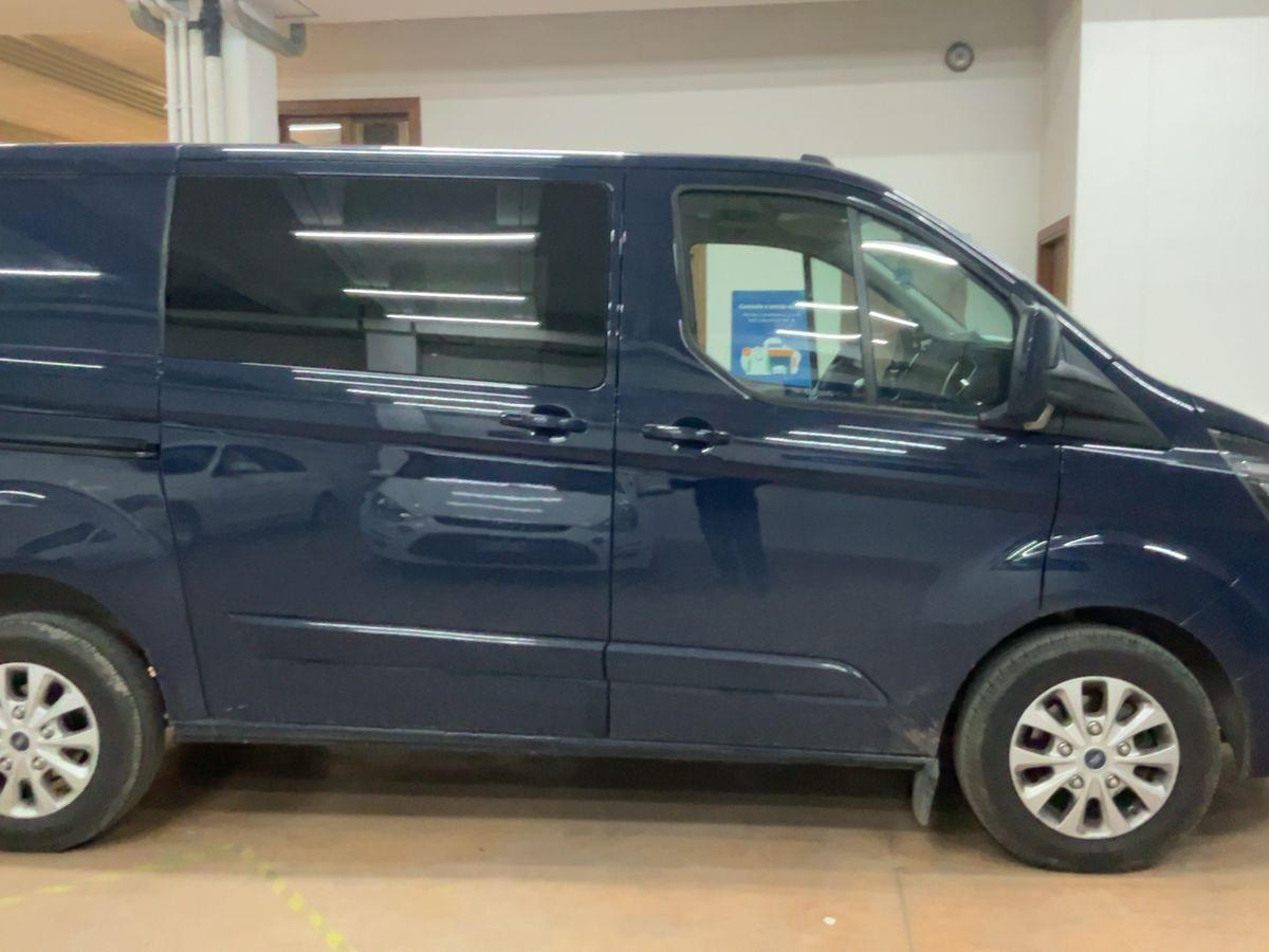 Ford Tourneo 2022 — photo 11