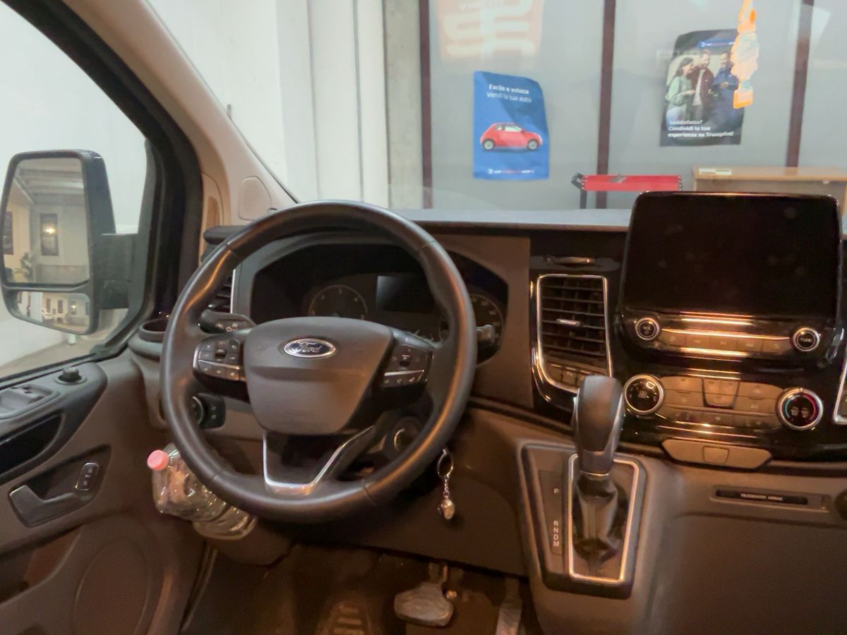 Ford Tourneo 2022 — photo 18
