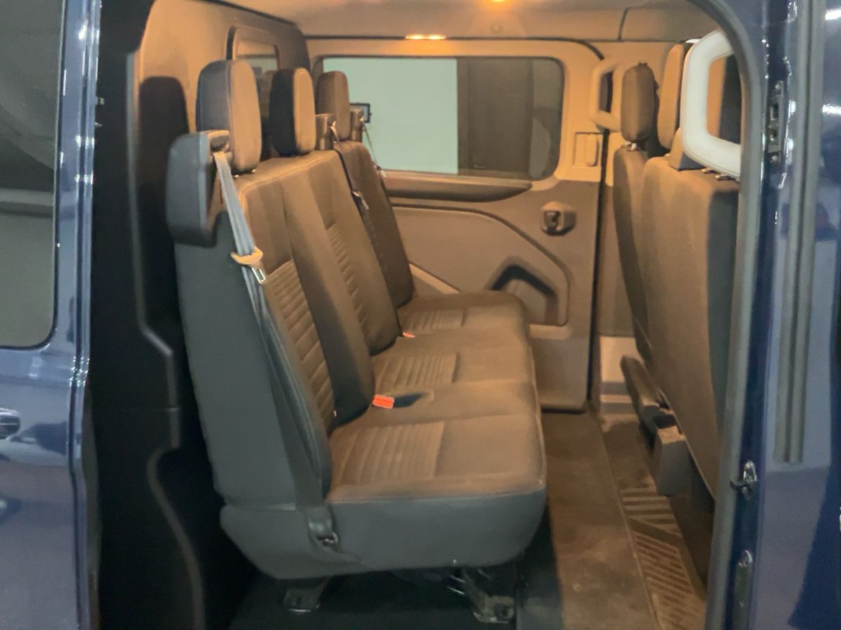 Ford Tourneo 2022 — photo 20