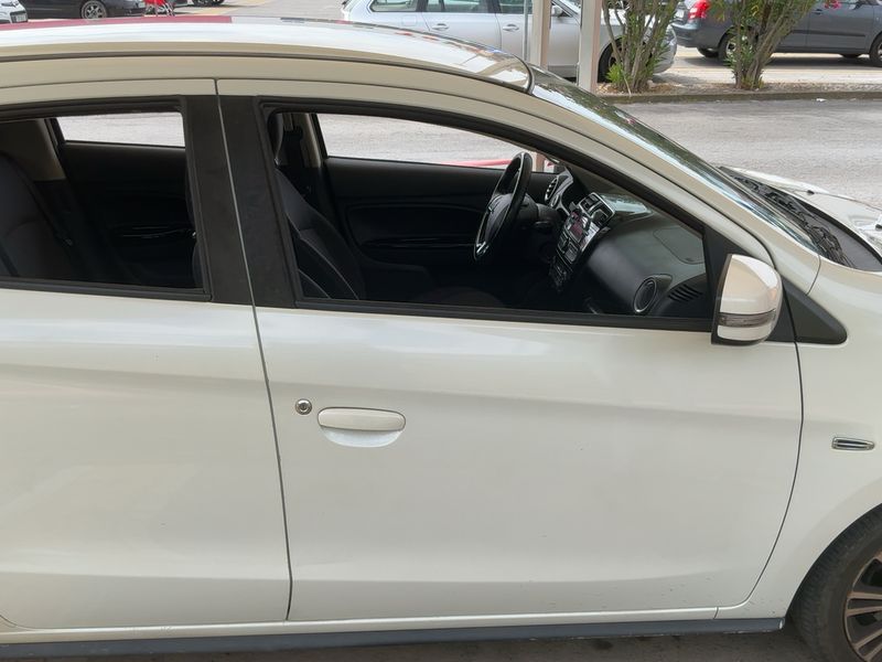 Mitsubishi Space Star 1.2 Top — zdjęcie 7