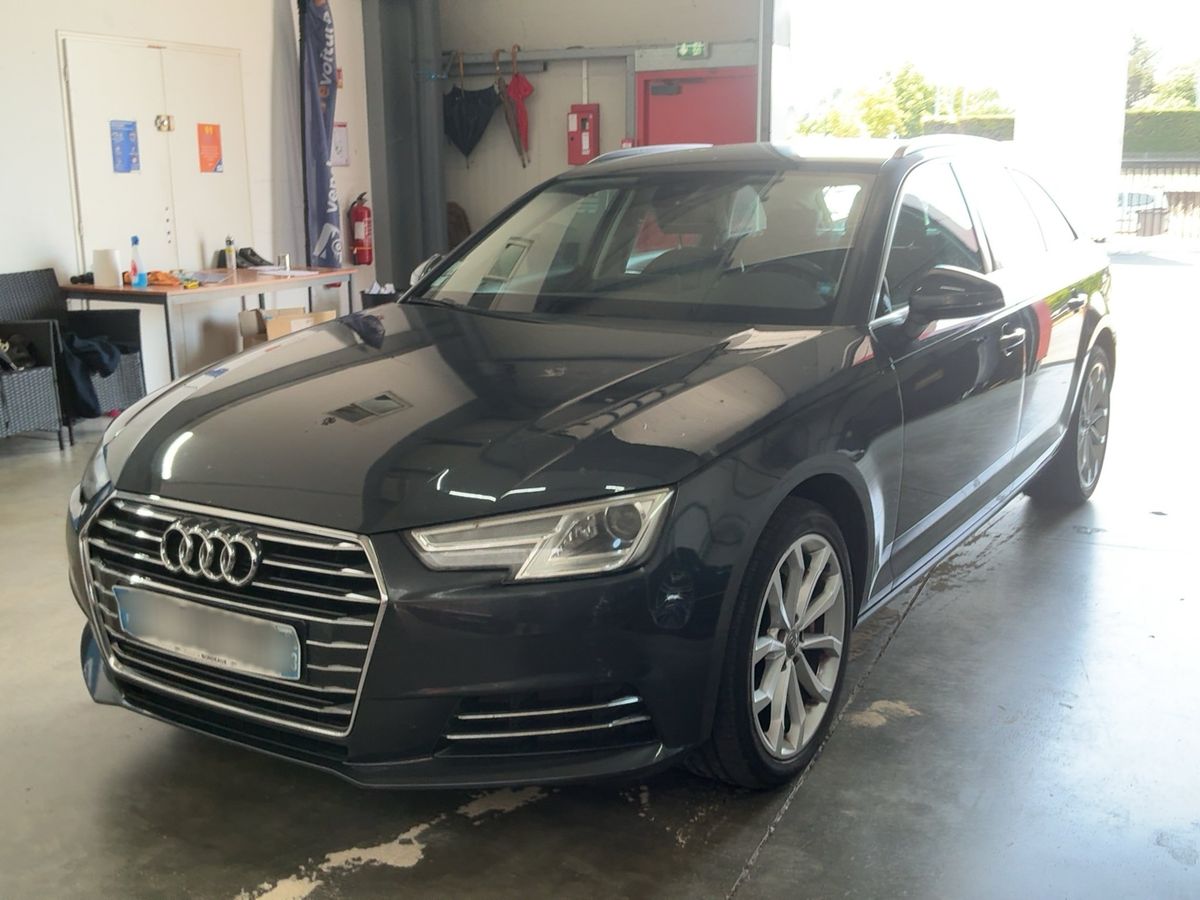 Audi A4 2016 — photo 1
