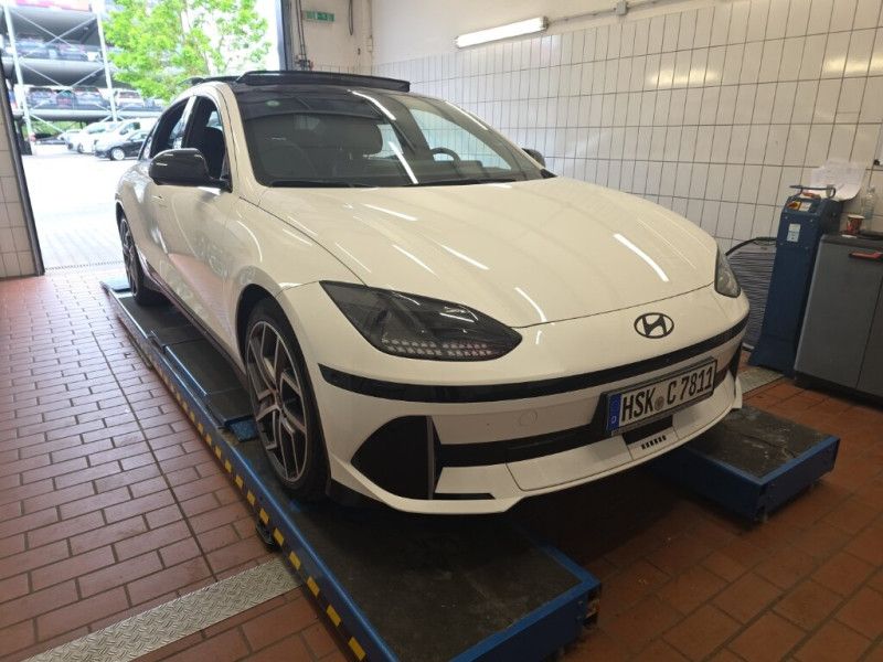 Hyundai IONIQ 2023