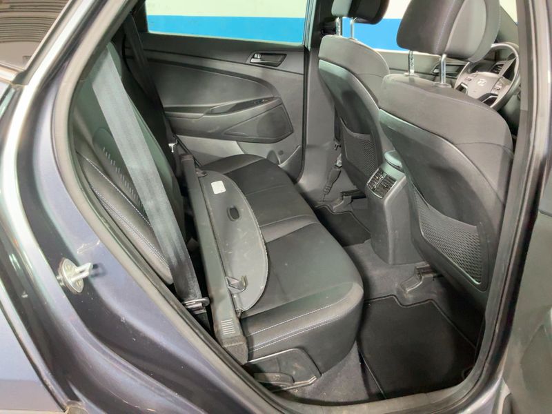 Hyundai Tucson 1.6 TGDI Passion + 2WD — zdjęcie 14