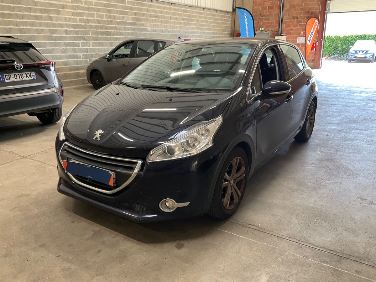 Peugeot 208 2014