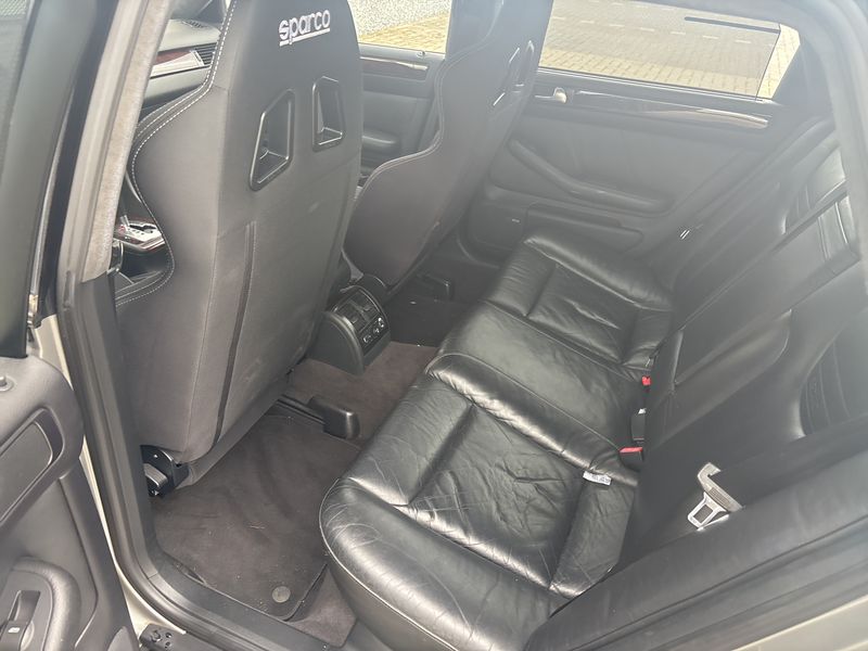 Audi S6 4.2 V8 quattro — zdjęcie 14