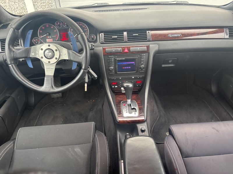 Audi S6 4.2 V8 quattro — zdjęcie 11