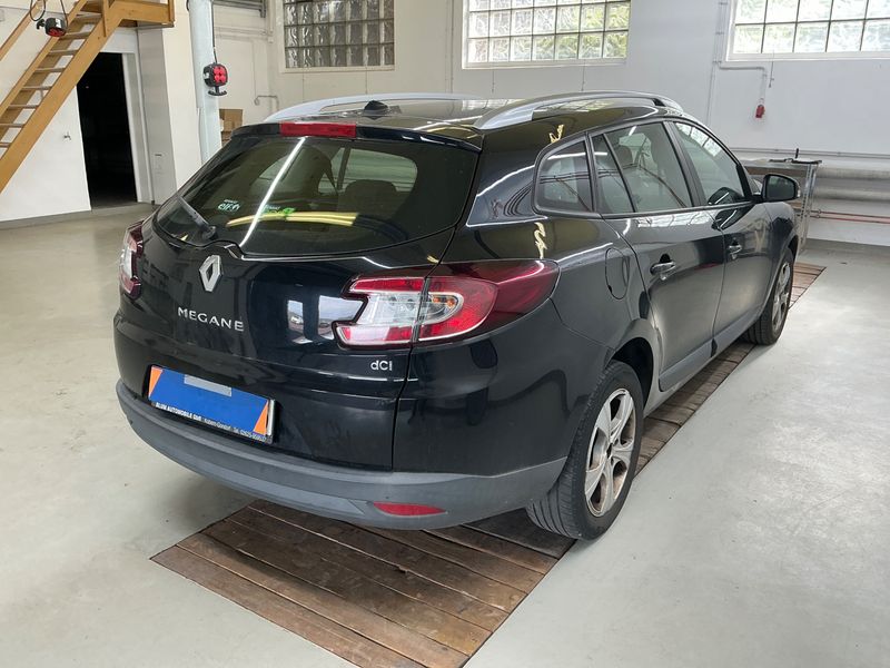 Renault Megane 1.5 dCi Expression — zdjęcie 2