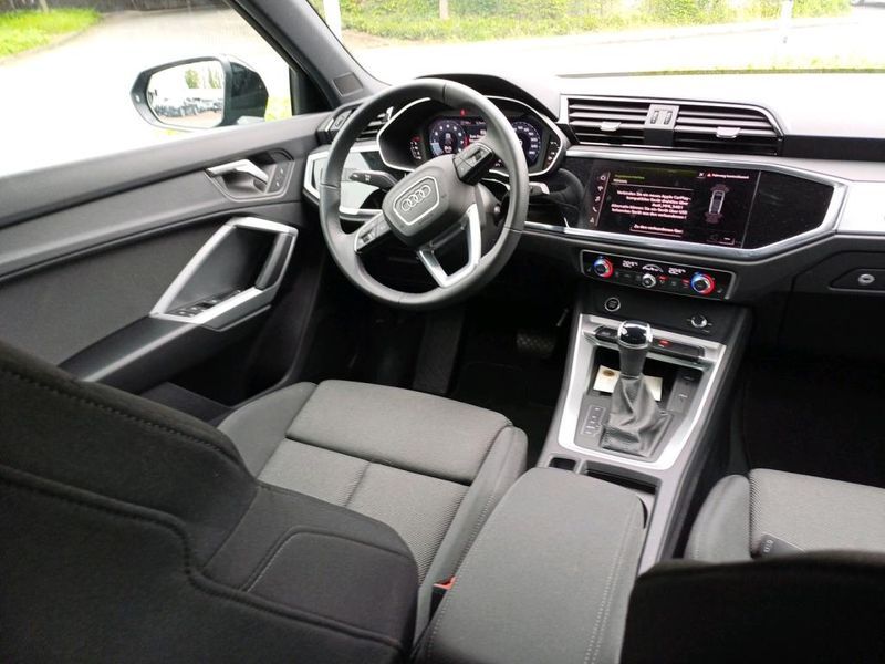 Audi Q3 Sportback 35 TFSI S line — zdjęcie 11