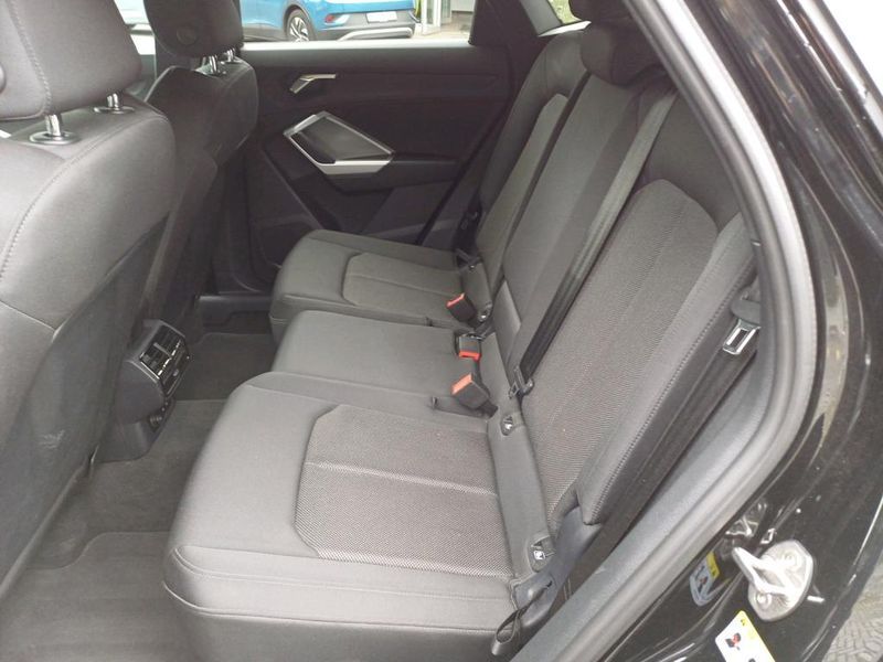 Audi Q3 Sportback 35 TFSI S line — zdjęcie 13