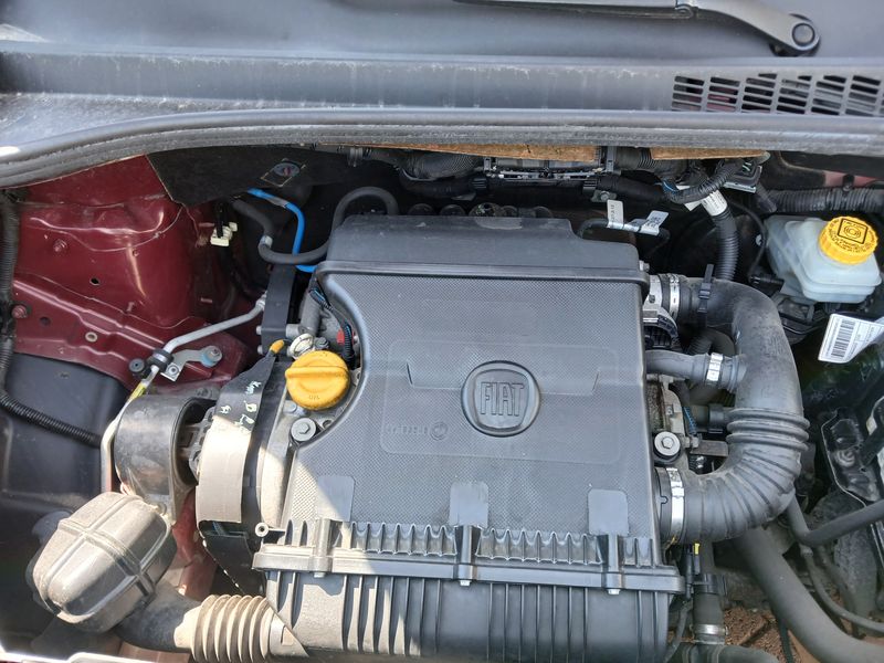 Fiat 500L 1.4 Easy — zdjęcie 8