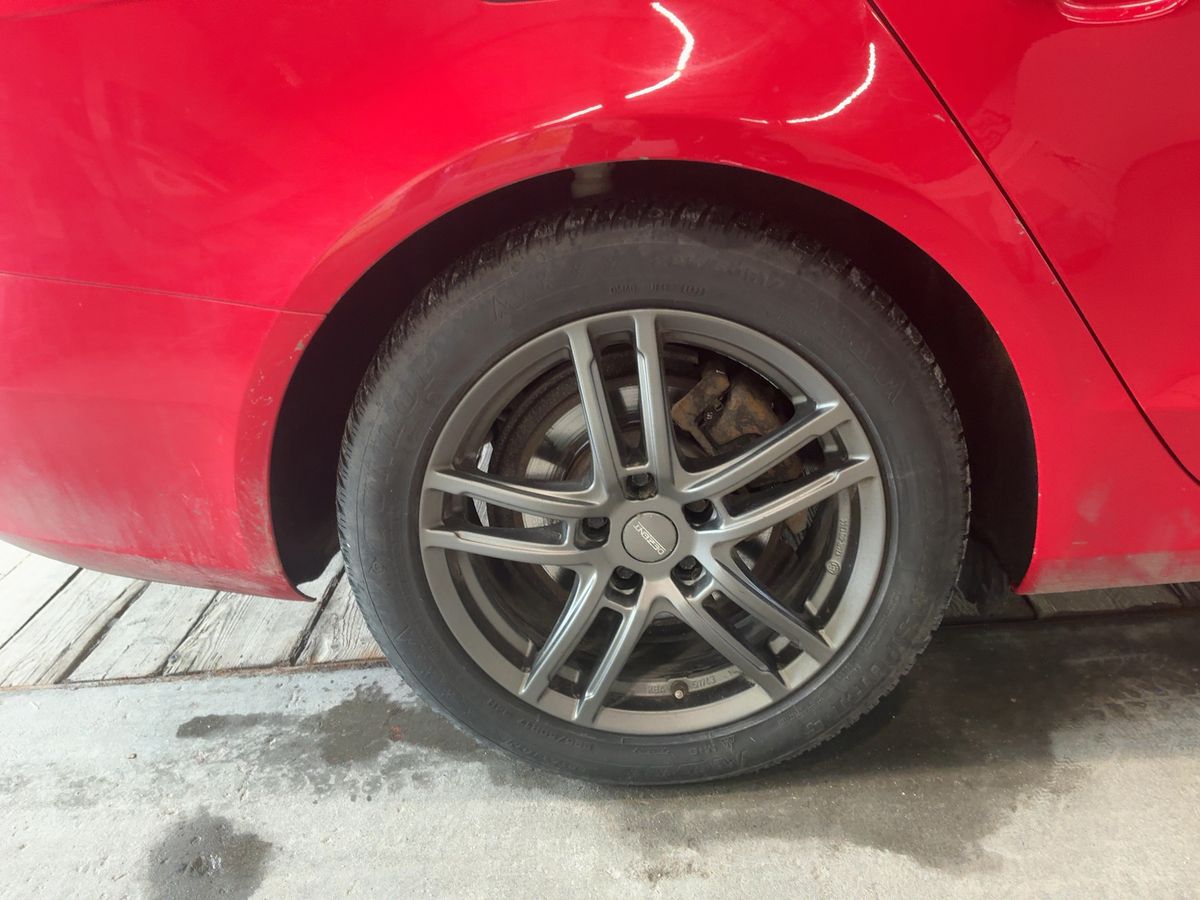 Audi A4 2015 — photo 10